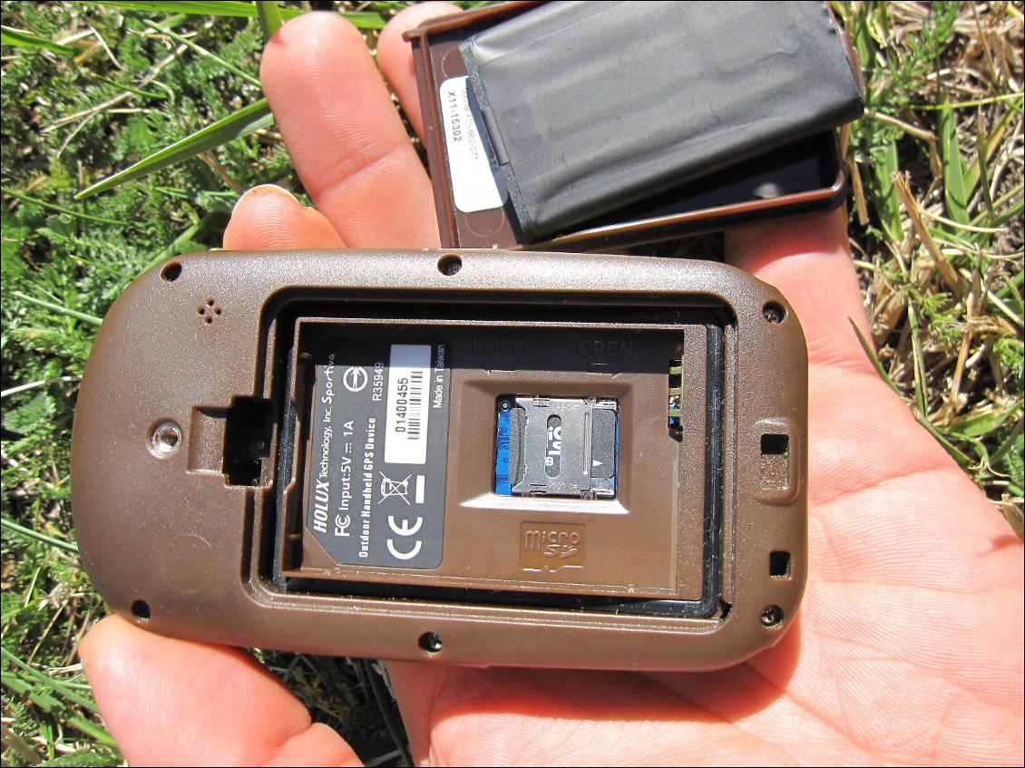 TwoNav Sportiva : carte miniSD