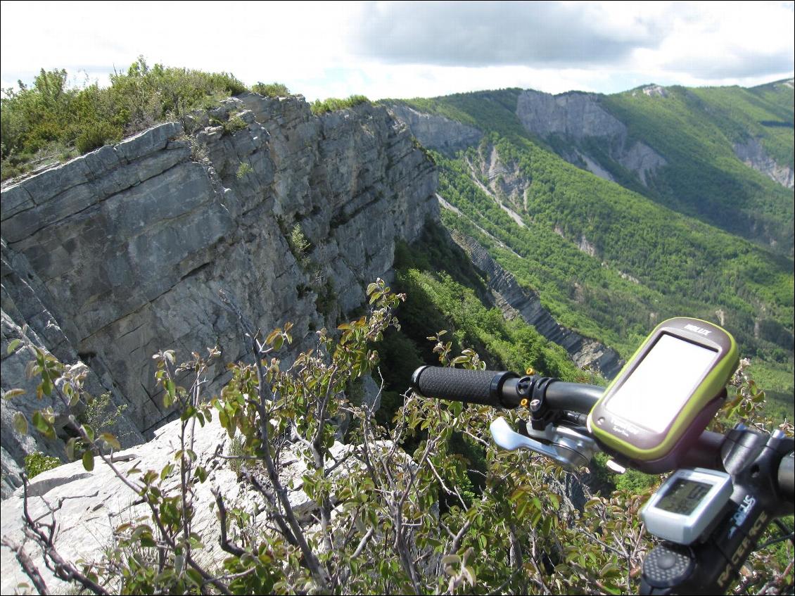 TwoNav Sportiva : support de guidon fourni avec le GPS