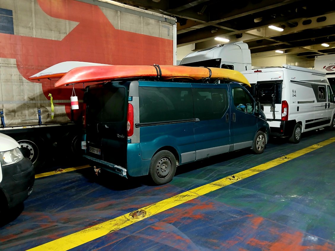Ca y est, nous sommes dans le ferry