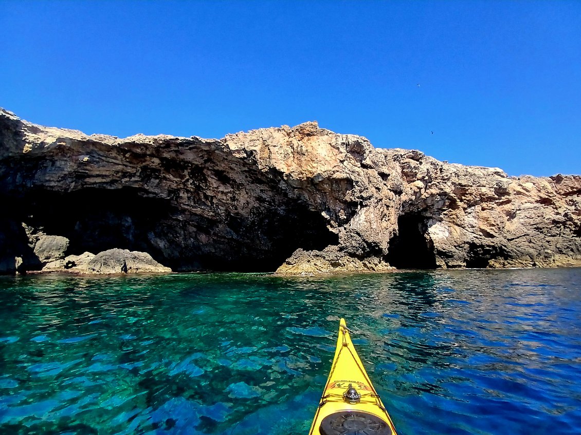 Cova de Cala des Morts (Punta Grossa)