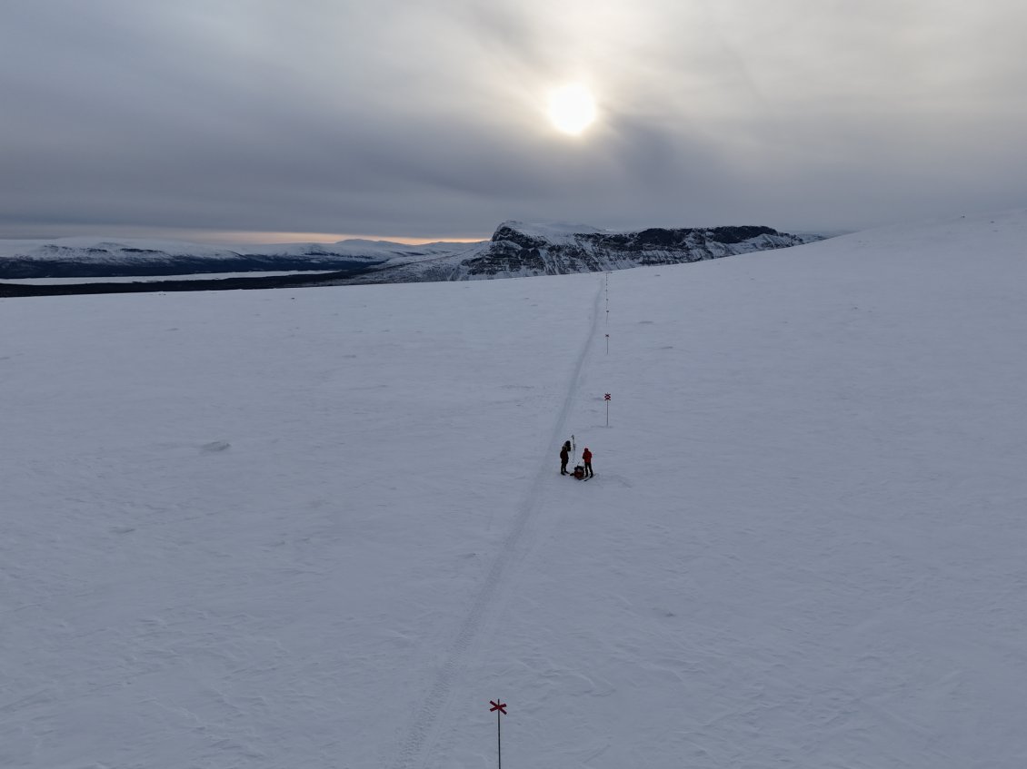 J2. Dernière ligne droite avant la descente dans la prochaine vallée.