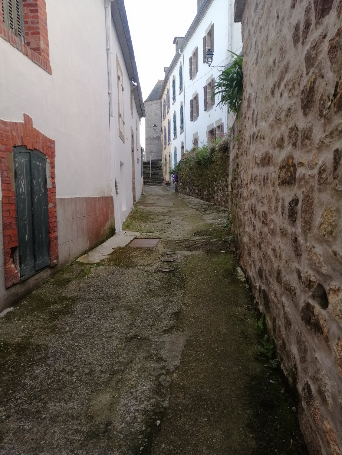 Une des petites rues perdues d'Audierne