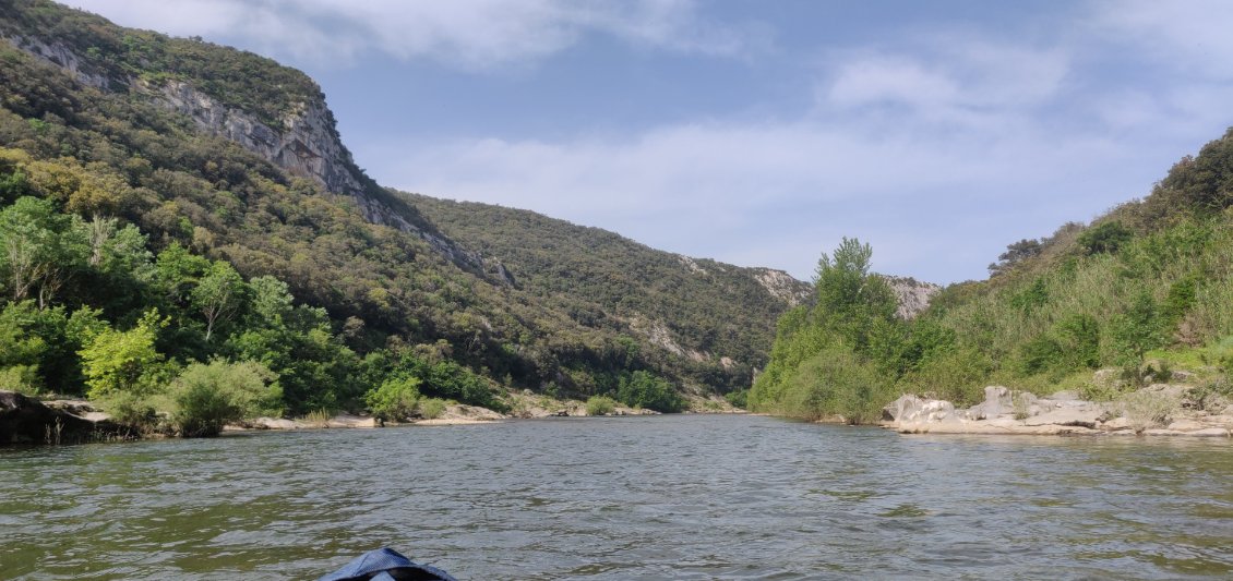 La rivière s'agite un peu plus après ça