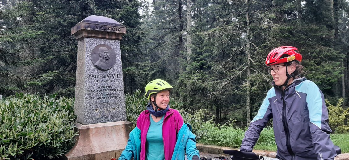 col de la République. Hommage à Vélocio!
Mais il fait froid!