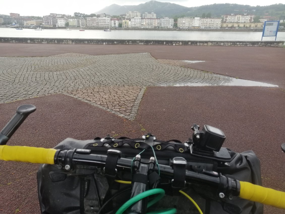 Fin de route avec le Bidassoa, fleuve frontalier