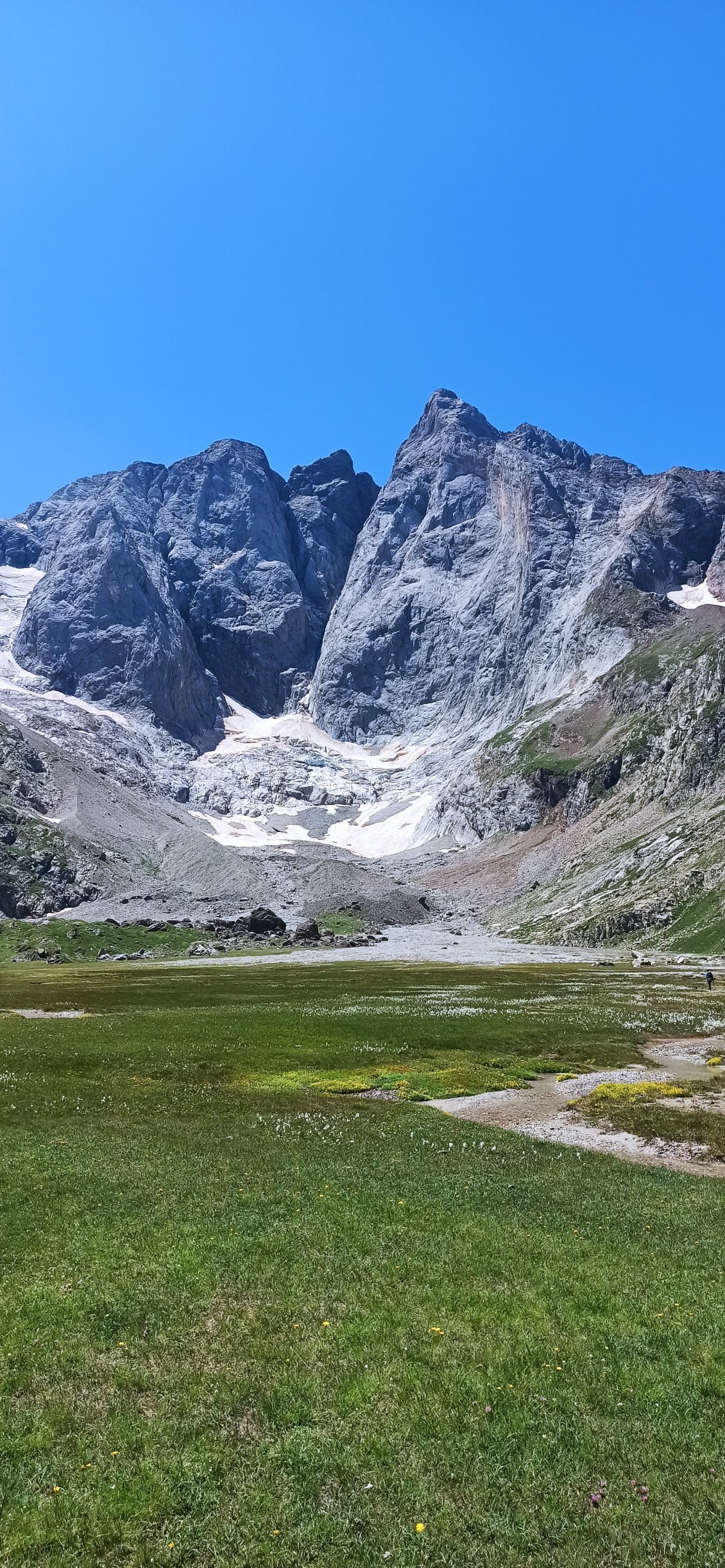 Le Vignemale