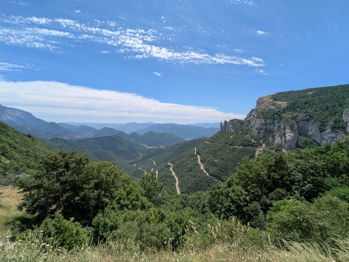Bonjour le Diois, et les jolis lacets du col du Rousset