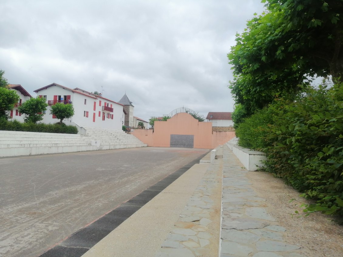 Fronton de Sare