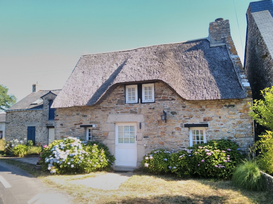 Une des belles chaumières du Morbihan