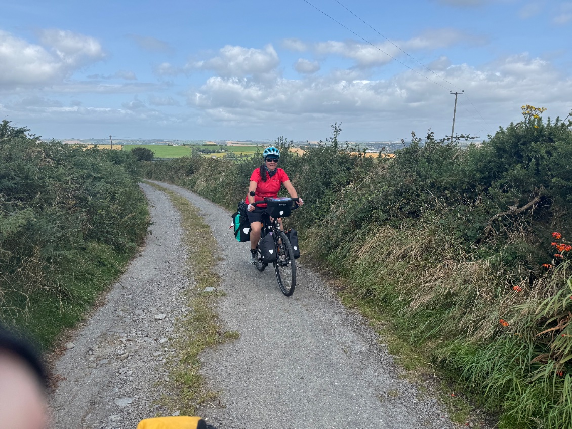 Petit passage dans les chemins, raccourci mais raidillon !