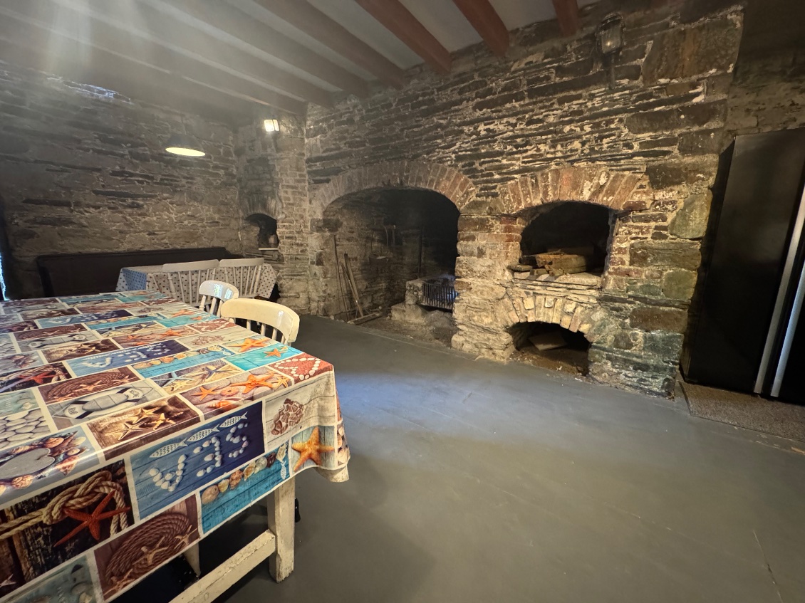 La cuisine, ancienne boulangerie.