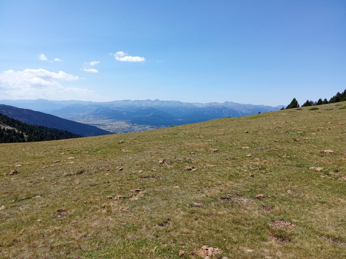 Arrivé au col Mitja, le Canigou en point de mire