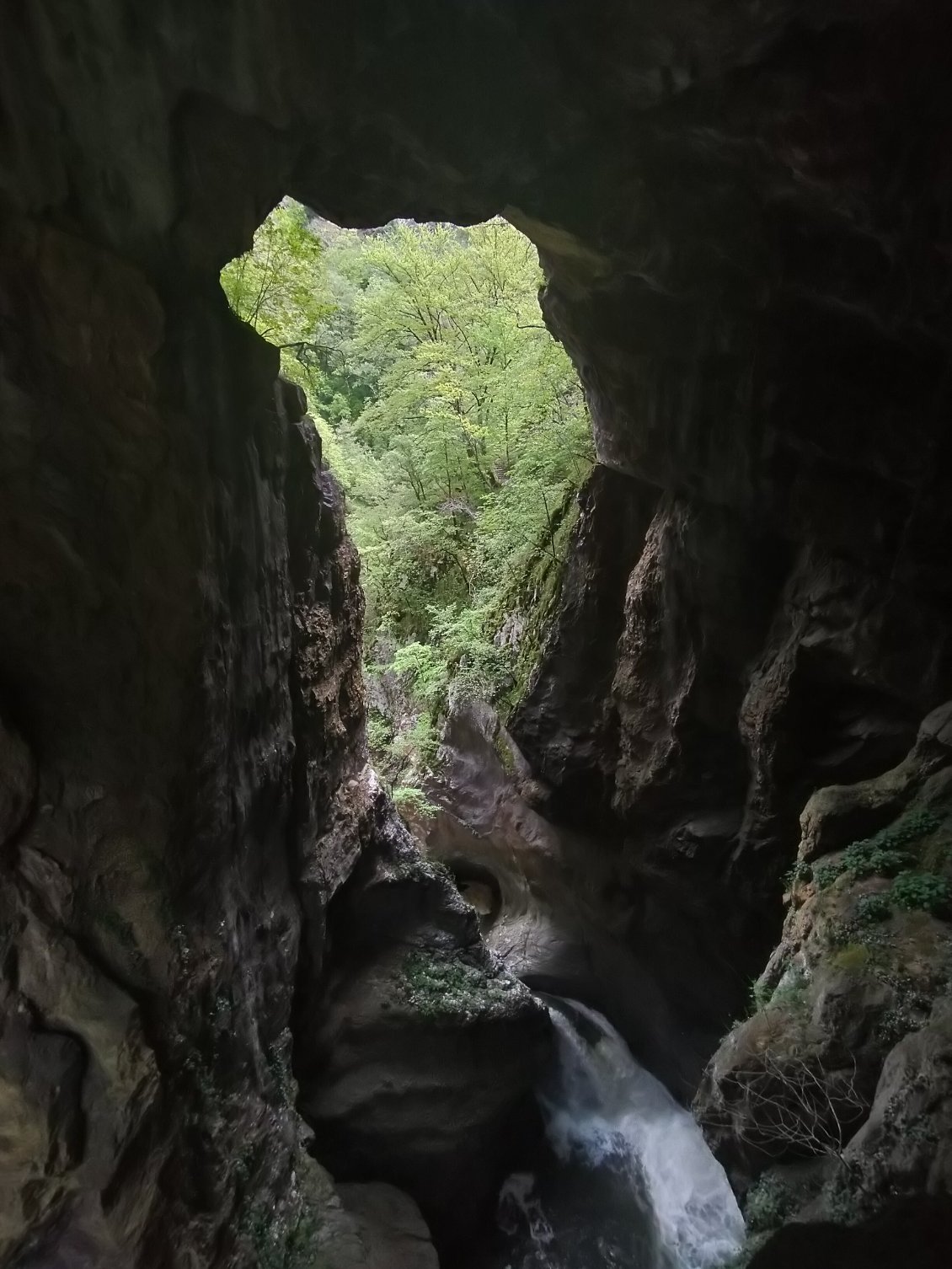 Grotte ...