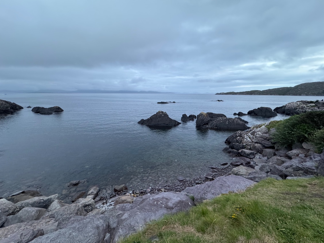 La zone des rochers au pied du camping