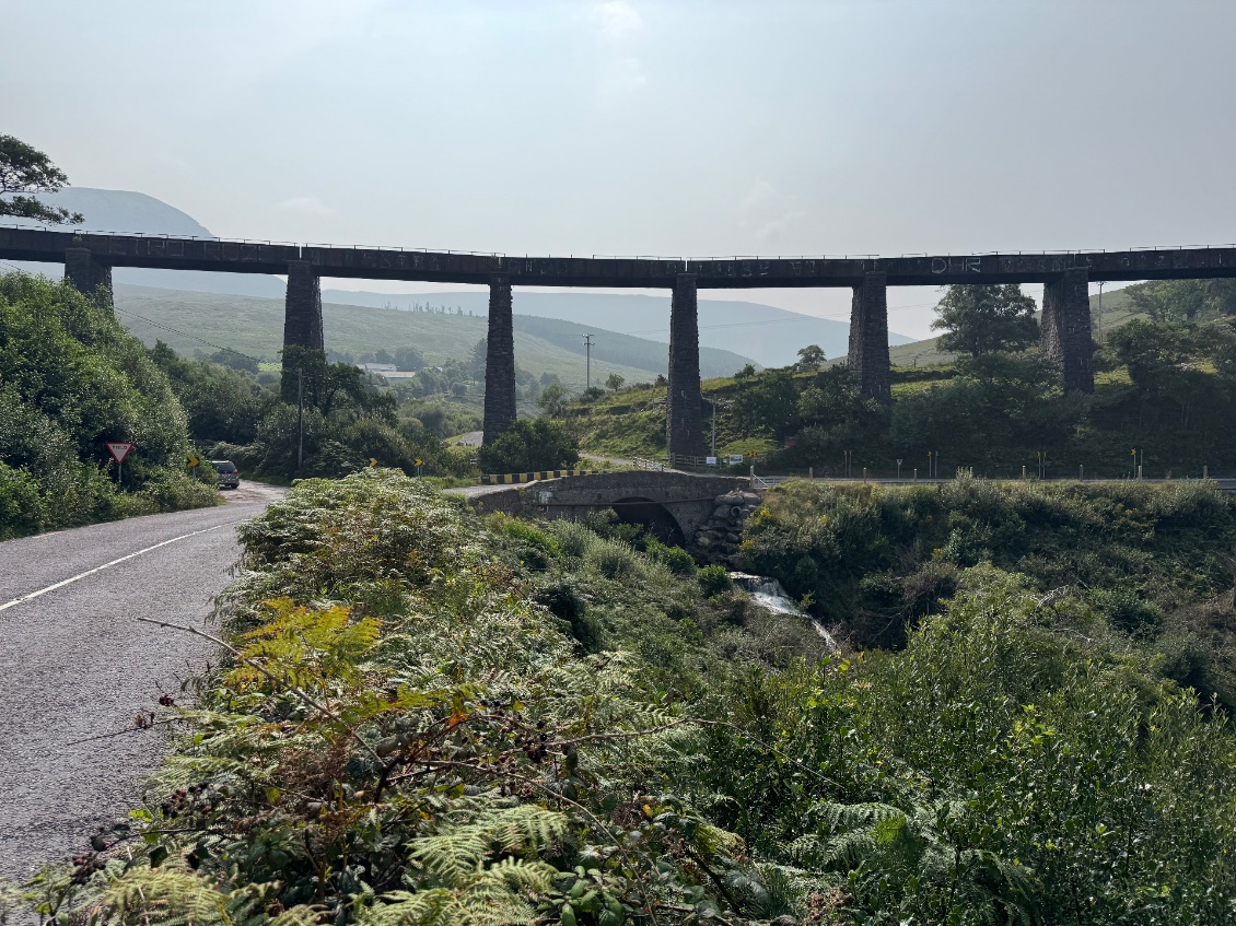 Un petit pont, un grand pont