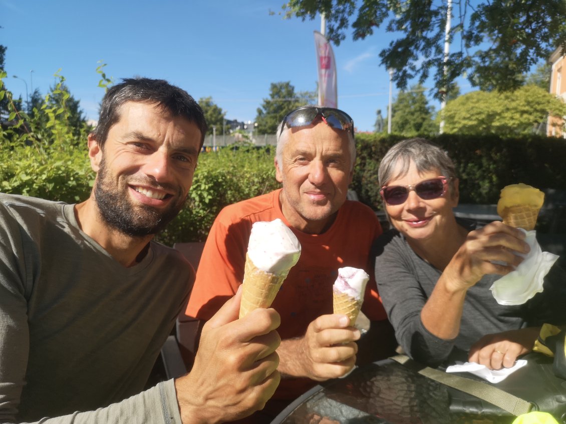 Fin de la journée chill avec une bonne petite glace, nickel