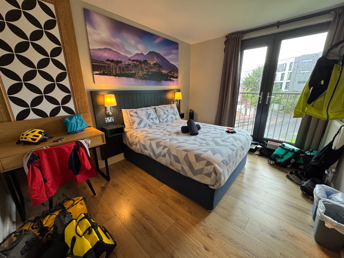 Chambre plutôt que camping.