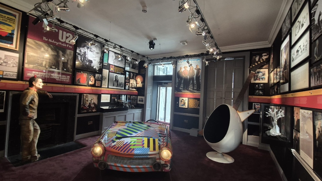Une pièce du musée dédiée à U2