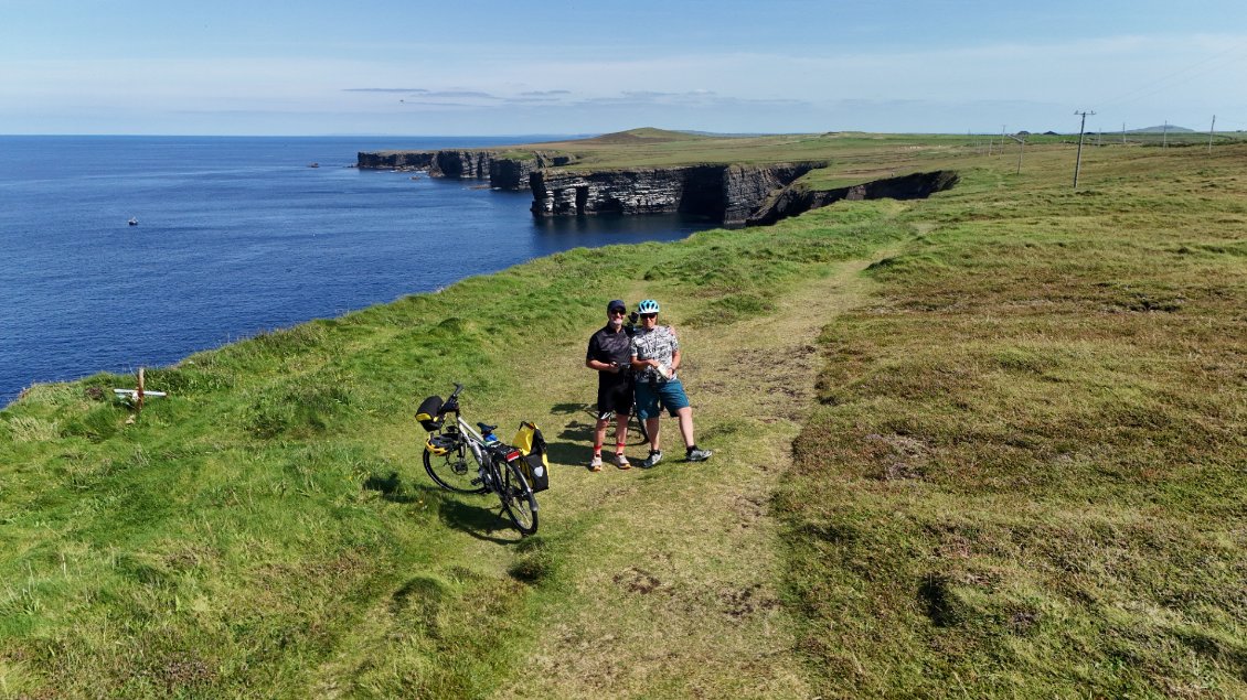 La pause devant les falaises de Loop Head