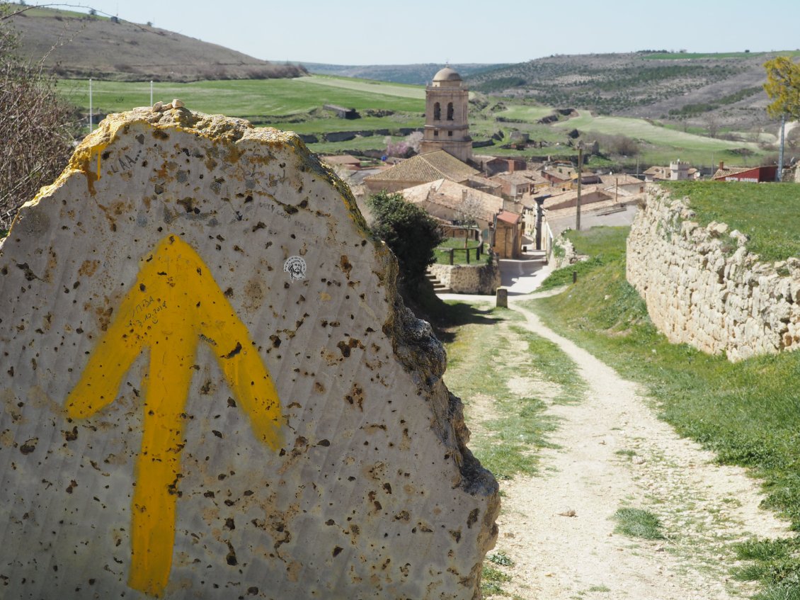 Le village de Hontanas.