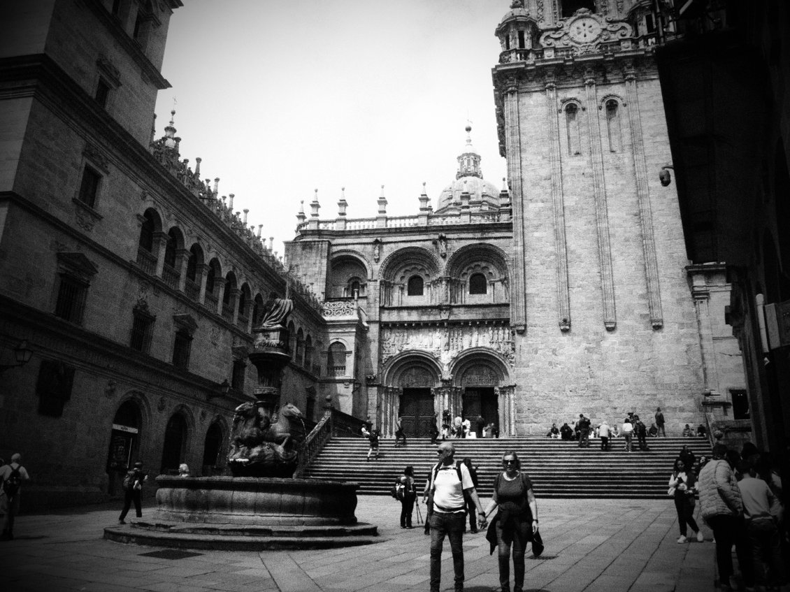 Ada à travers ses magnifiques photos noir et blanc.