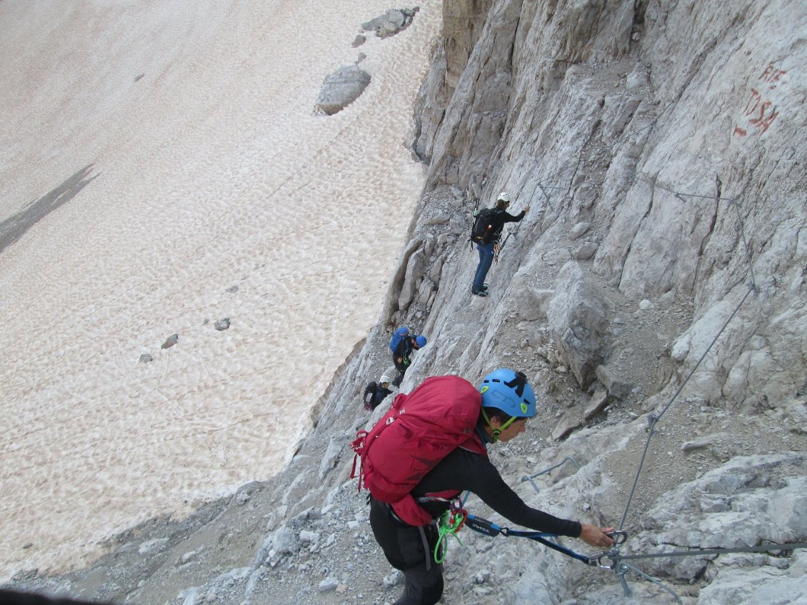 Le terrain n'est vraiment pas terrible, heureusement, le passage est équipé