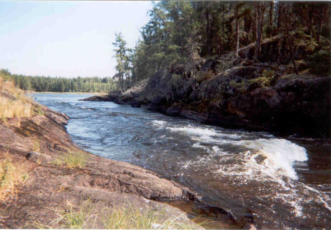 Expédition : descente de la Bloodvein River en canoë