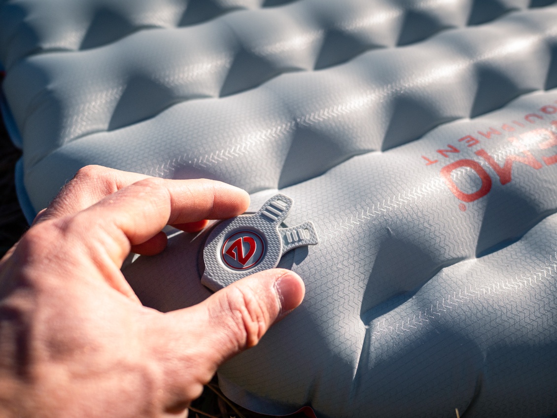 Valve double fonction : IN et OUT.