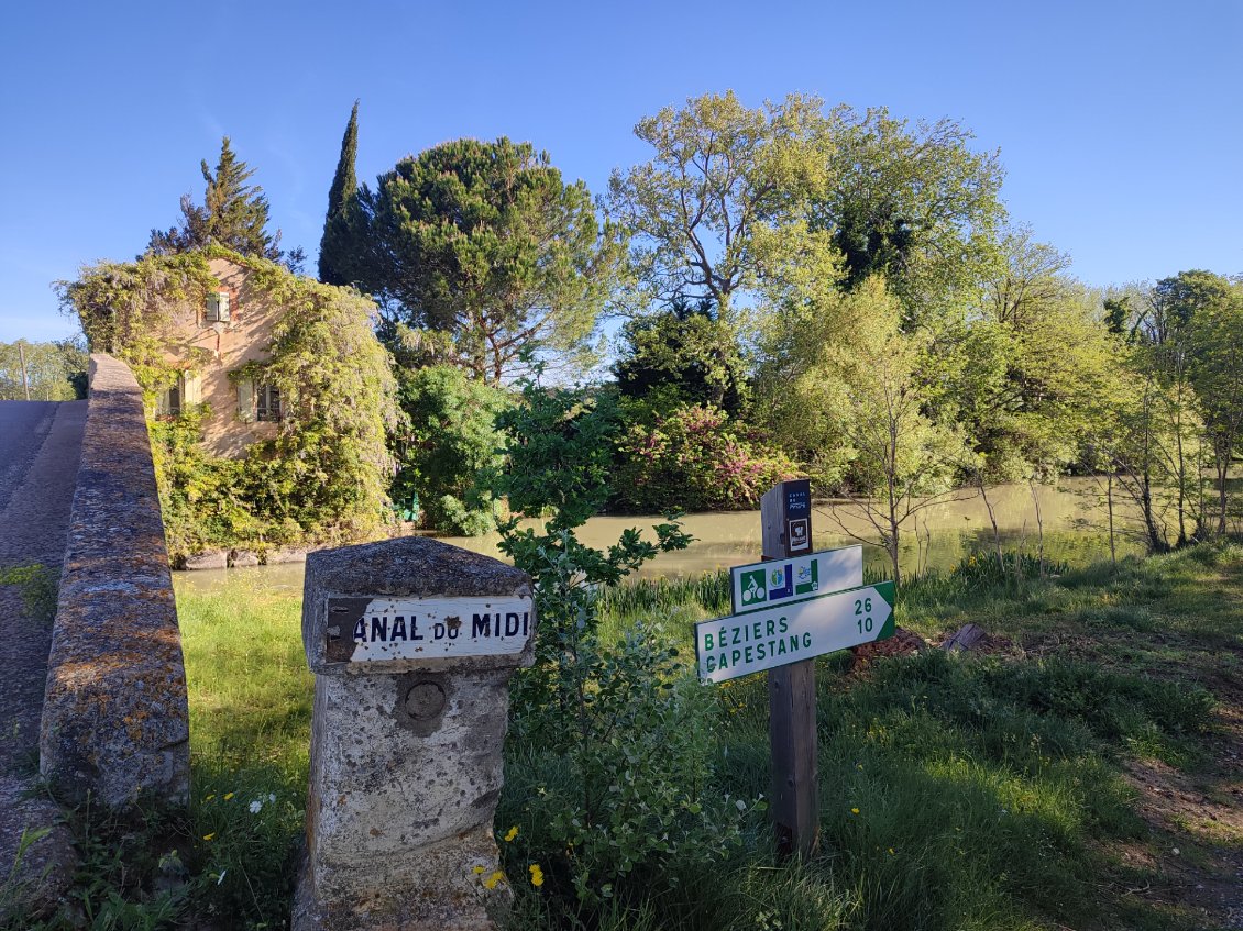 Vers le canal du Midi