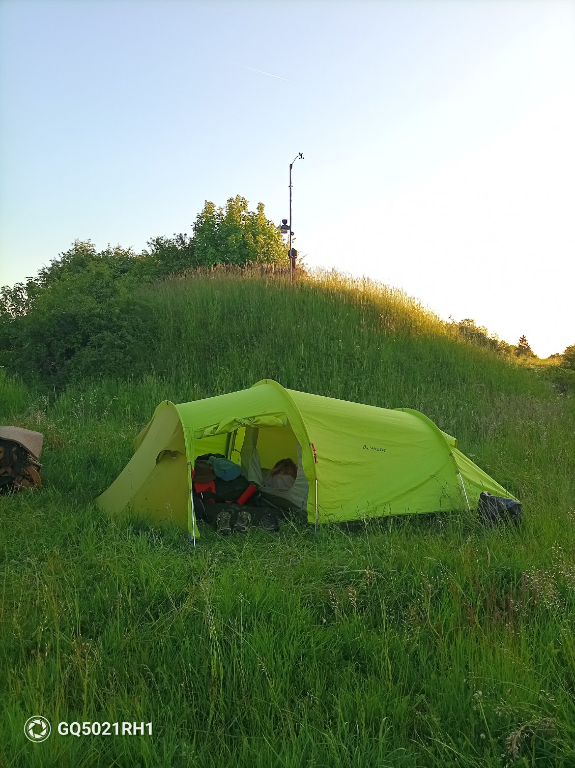 Le bivouac au coucher du soleil