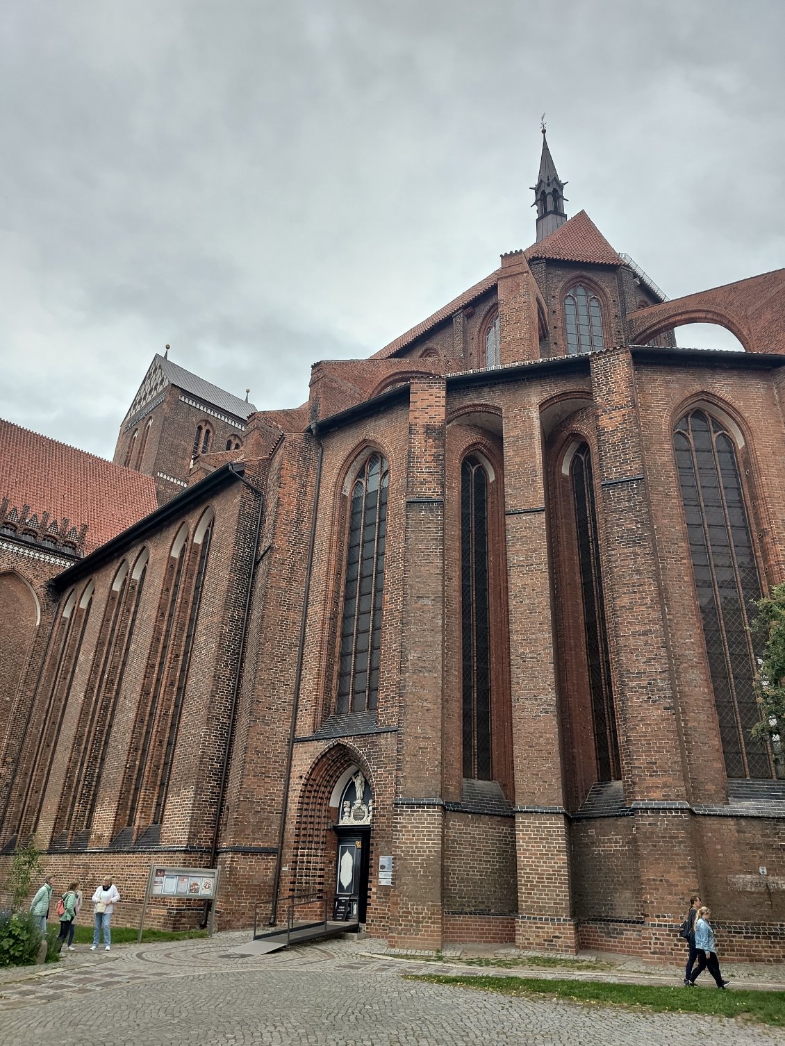 Wismar et ses églises que l'on a admiré depuis nos montures