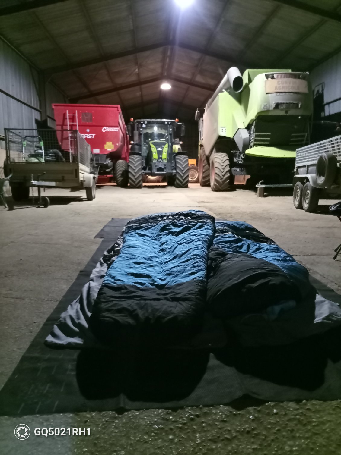 Fins prêts pour la nuit dans le loft
