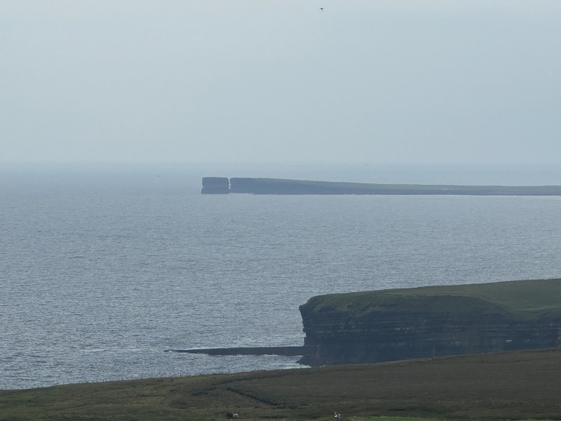 Au loin le stack DownPatrick nous nous approcherons demain