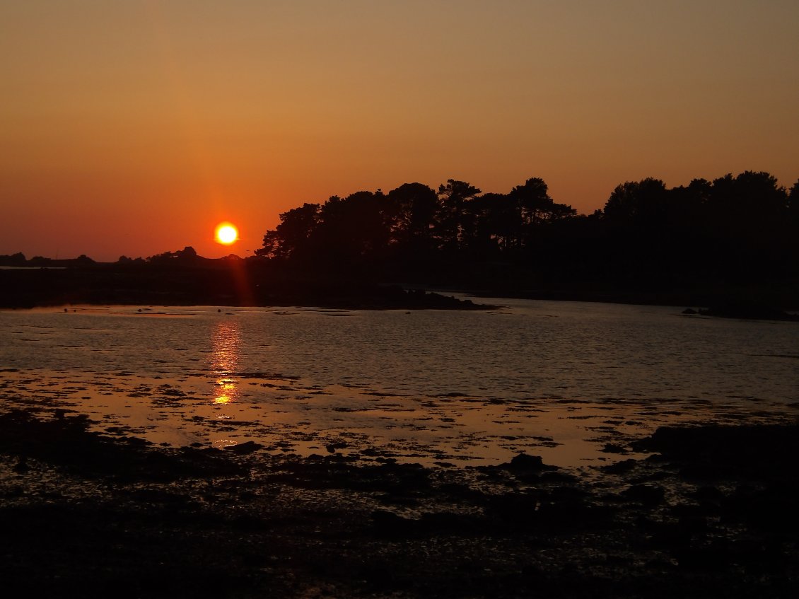 Coucher de soleil sur Buguelès (désolé mais on ne se lasse pas !)