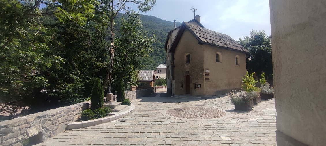 Petite chapelle de St Etienne de Tinée