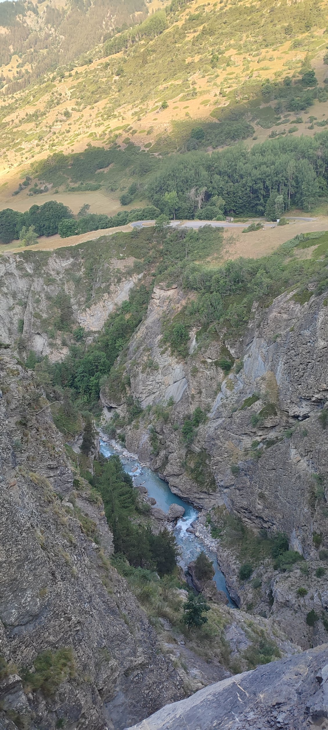 L'Ubaye loin en bas
