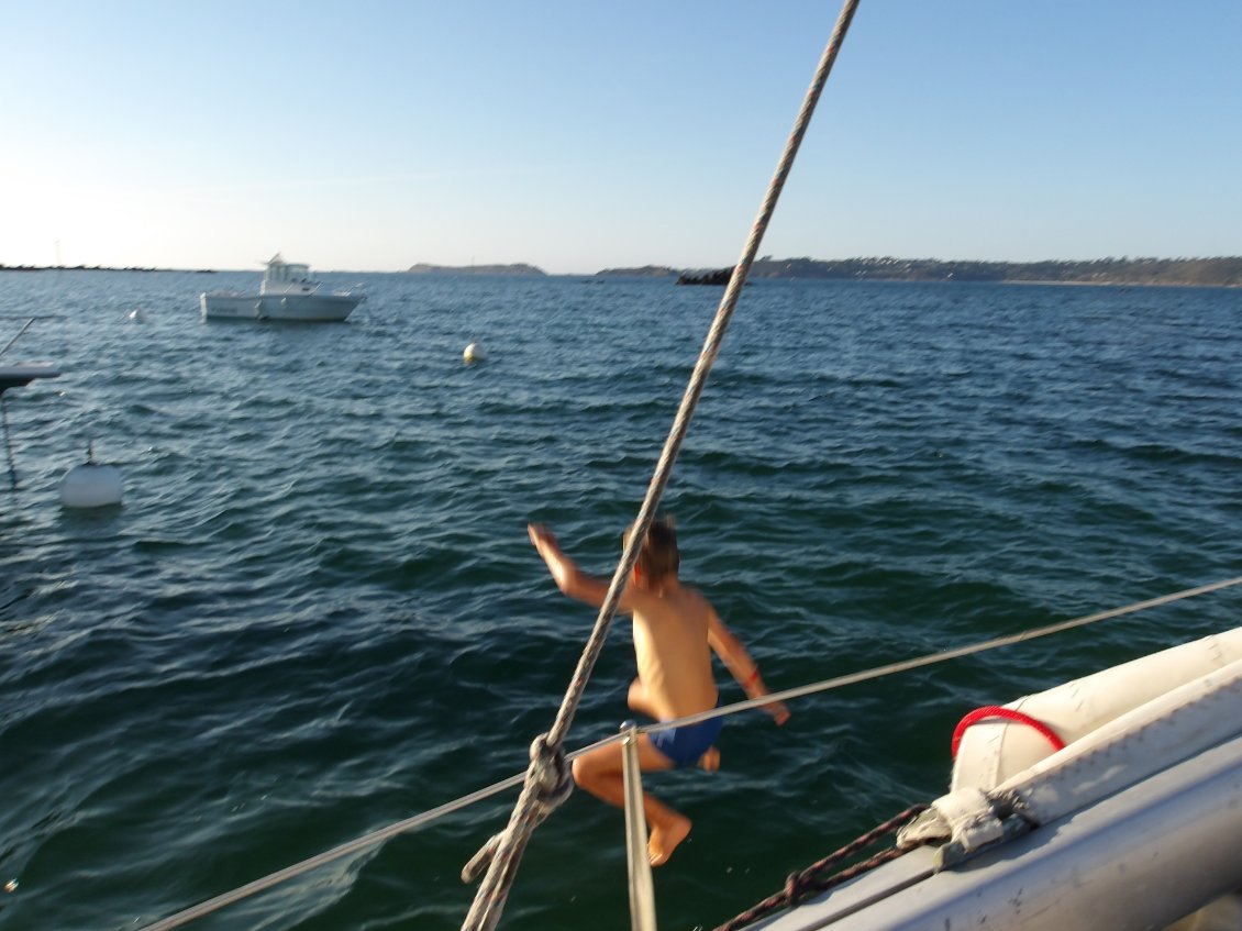 Petit saut d'arrivée avant la mer reparte !