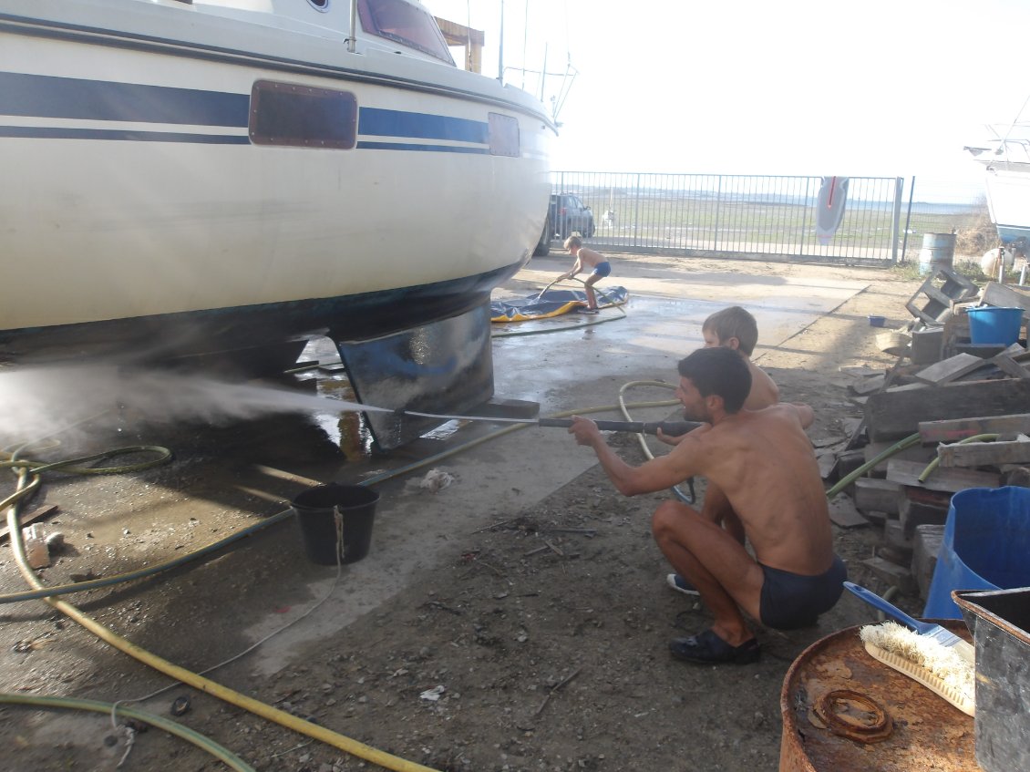 Un p'tit coup de douche pour Chichi